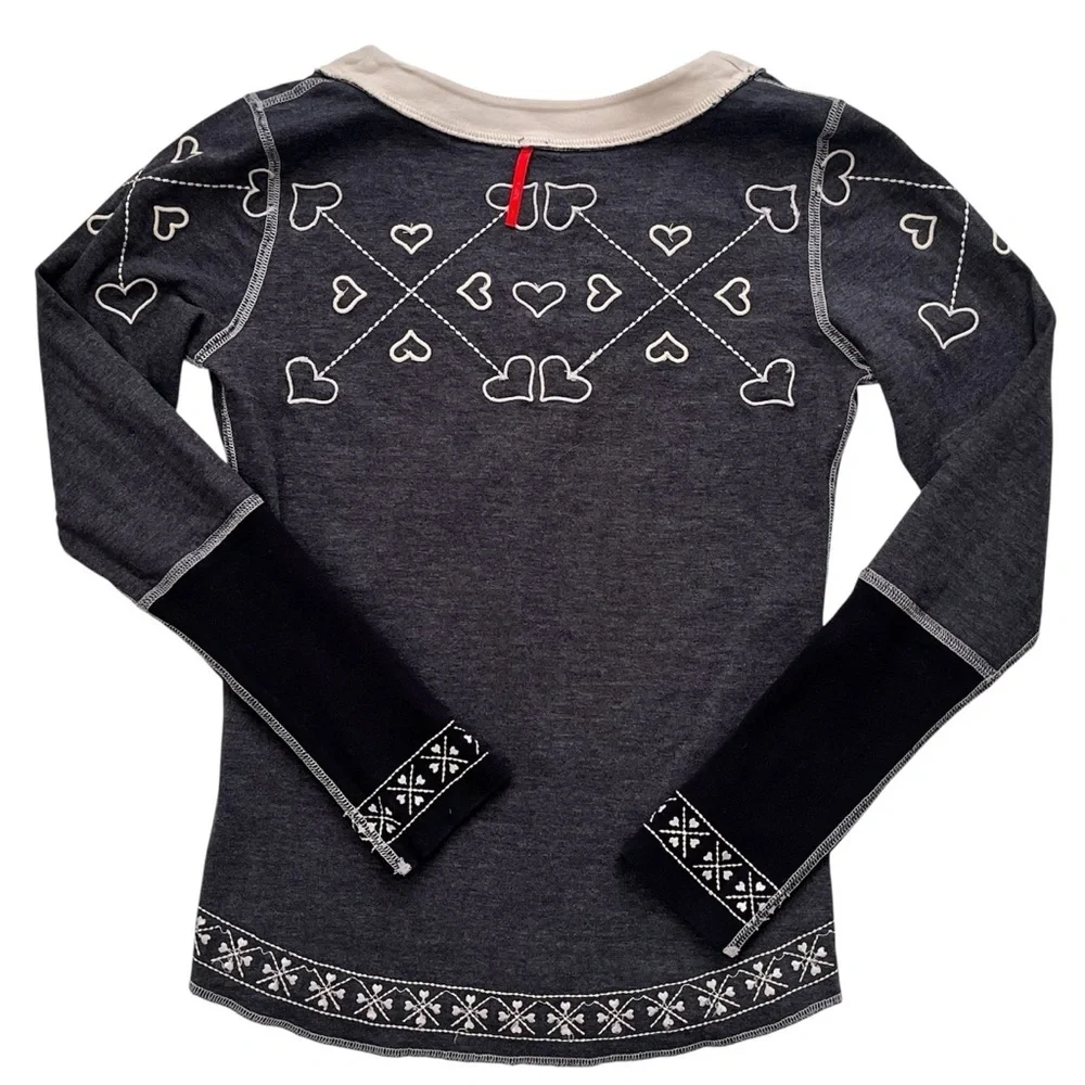 Alp-n-Rock Snowflake V Neck Long Sleeve Top Black Reversible Hearts Size XS/S - Picture 9 of 9